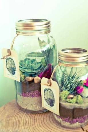 Reciclar decorando: cómo decorar con botellas de cristal.