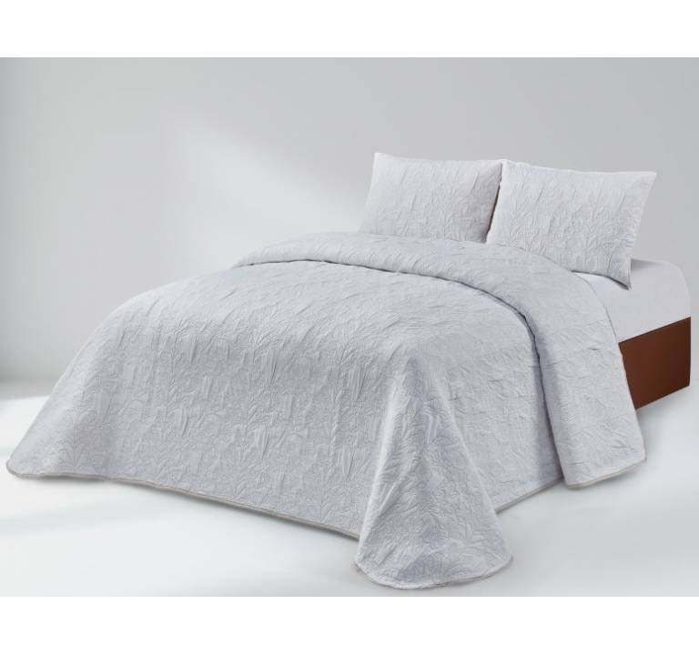 CONJUNTO COLCHA PIQUÉ Y FUNDAS DE COJÍN