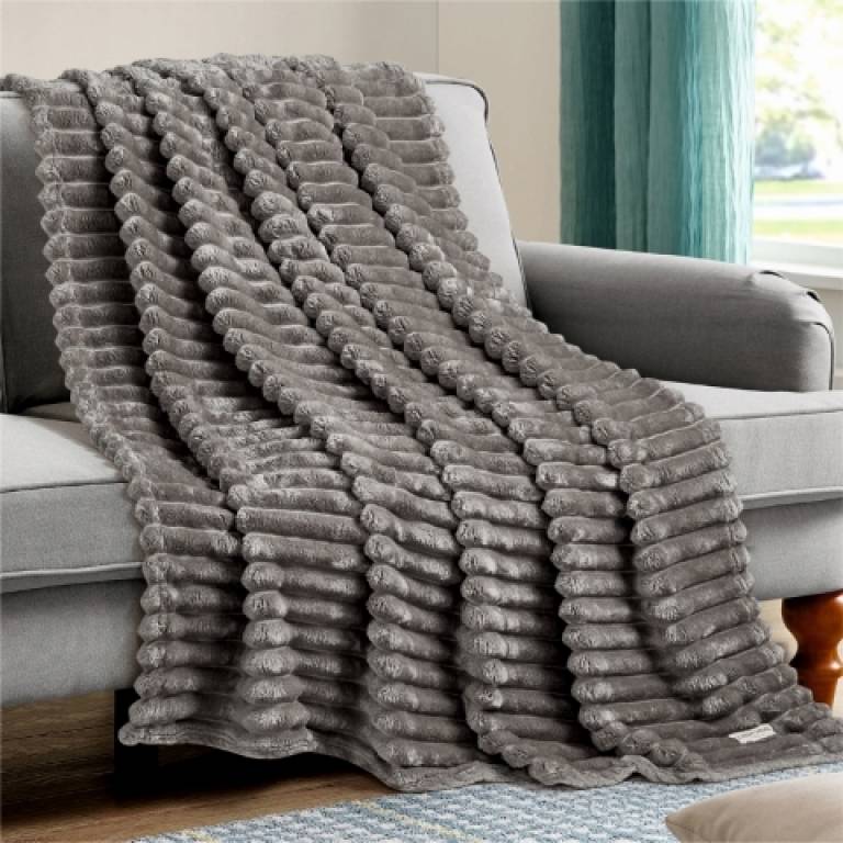 MANTA TEXTURA CANALÉ TACTO SUAVE gris