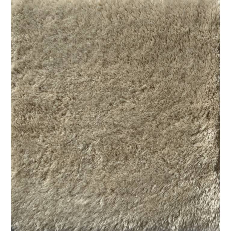 ALFOMBRA TACTO SÚPER SUAVE crema