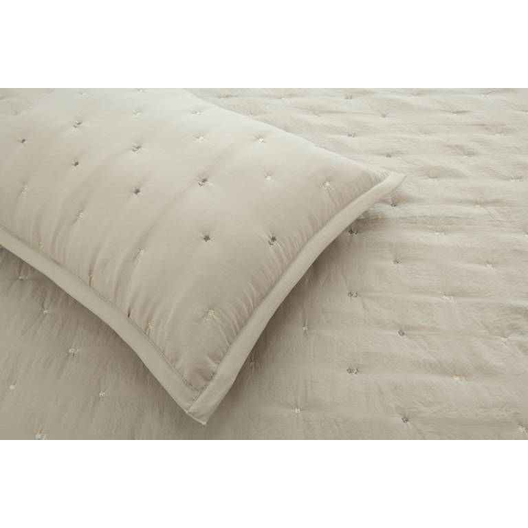 CONJUNTO COLCHA BORDADA TACTO SUAVE Y FUNDAS DE COJIN (beige, Cama 135:235x270)
