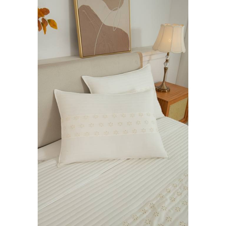 CONJUNTO COLCHA BORDADA TACTO SUAVE Y FUNDAS DE COJIN (natural, Cama 150:250x270)