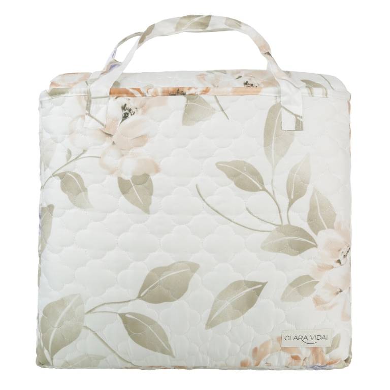 CONJUNTO COLCHA BOUTI ESTAMPADO DE FLORES CON PUNTILLA Y FUNDAS DE COJIN (nude, Cama 090:180x270)