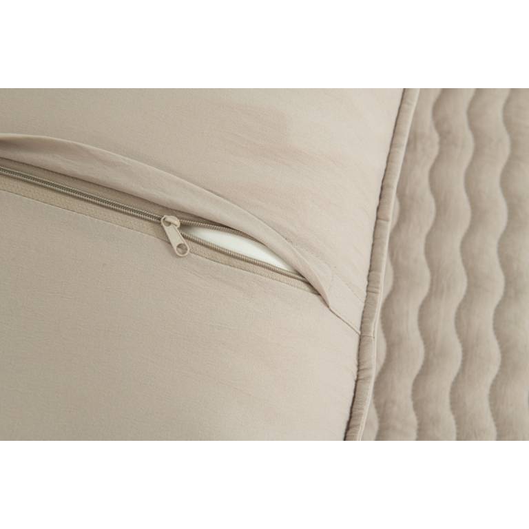 CONJUNTO COLCHA BORDADA TACTO SUAVE Y FUNDAS DE COJIN (beige, Cama 150:250x270)