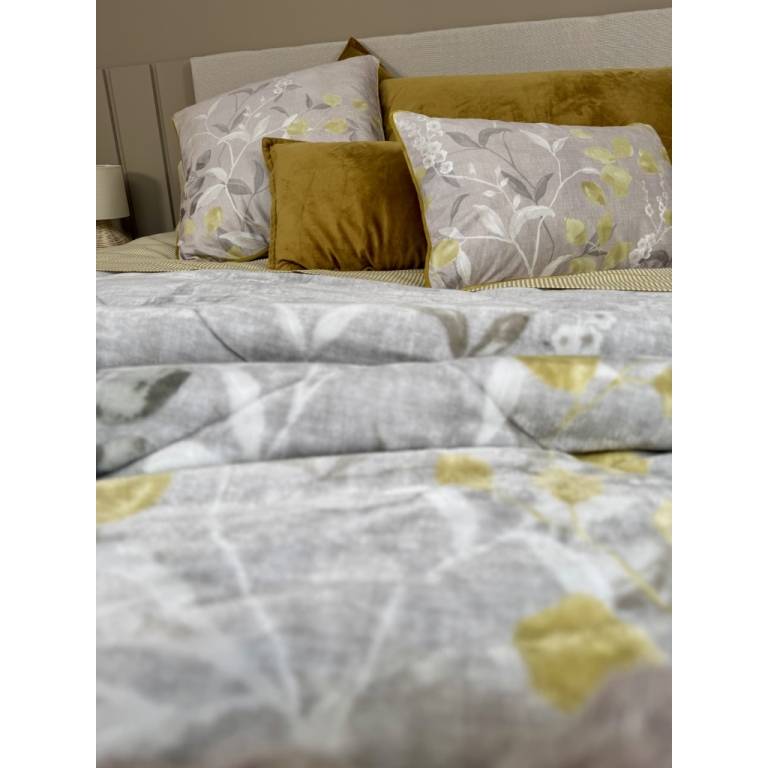 CONJUNTO EDREDÓN ESTAMPADO HOJAS CON BORREGUILLO (oro, Cama 180:280x270)
