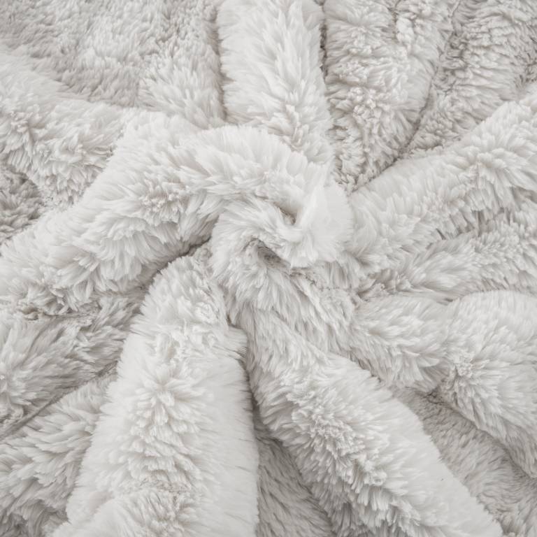 COLCHA PIEL SINTÉTICA SUPER SUAVE (gris, Cama 150:250x270)