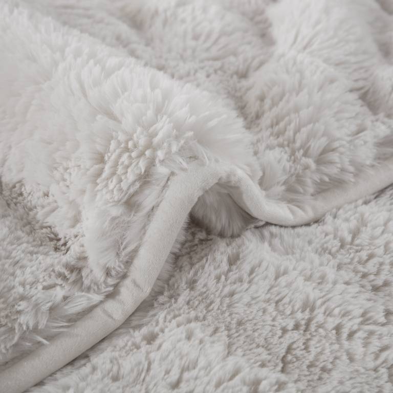 COLCHA PIEL SINTÉTICA SUPER SUAVE (gris, Cama 150:250x270)