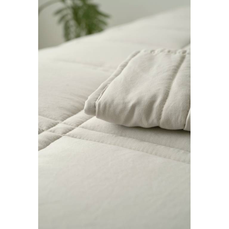 CONJUNTO EDREDÓN BORDADO GEOMÉTRICO Y FUNDAS DE COJÍN (beige, Cama 135:235x270)