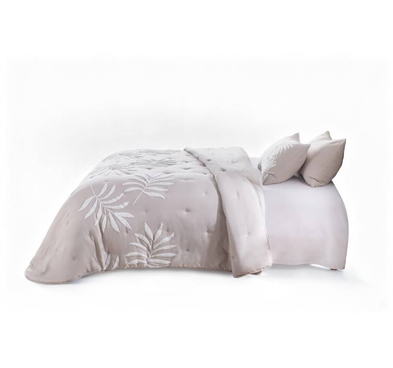 CONJUNTO EDREDÓN BORDADO DE RAMAS BORDADAS EN RELIEVE