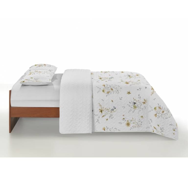 CONJUNTO COLCHA BOUTI ESTAMPADO DE FLORES Y FUNDAS DE COJÍN