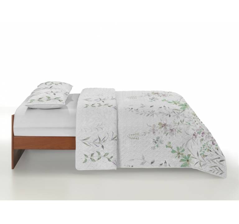 CONJUNTO COLCHA BOUTI ESTAMPADO DE FLORES Y FUNDAS DE COJÍN