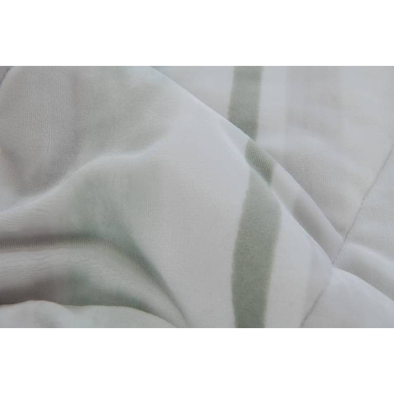 EDREDÓN DE INVIERNO CORALINA CON REVERSO DE BORREGUILLO EXTRA CÁLIDA (verde, Cama 135:235x270)