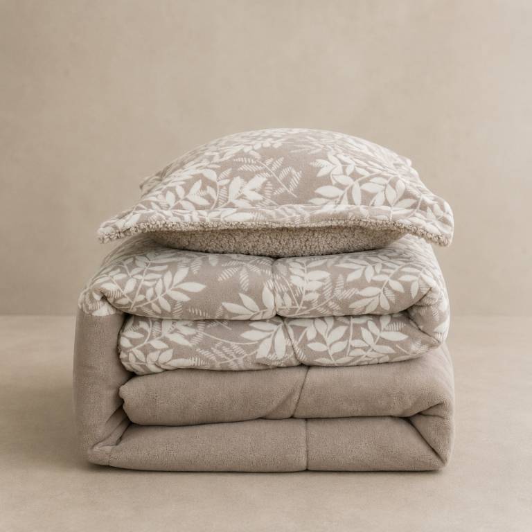 EDREDÓN JACQUARD CORALINA SHERPA CON FUNDAS DE COJÍN. (beige, Cama 180:280x270)