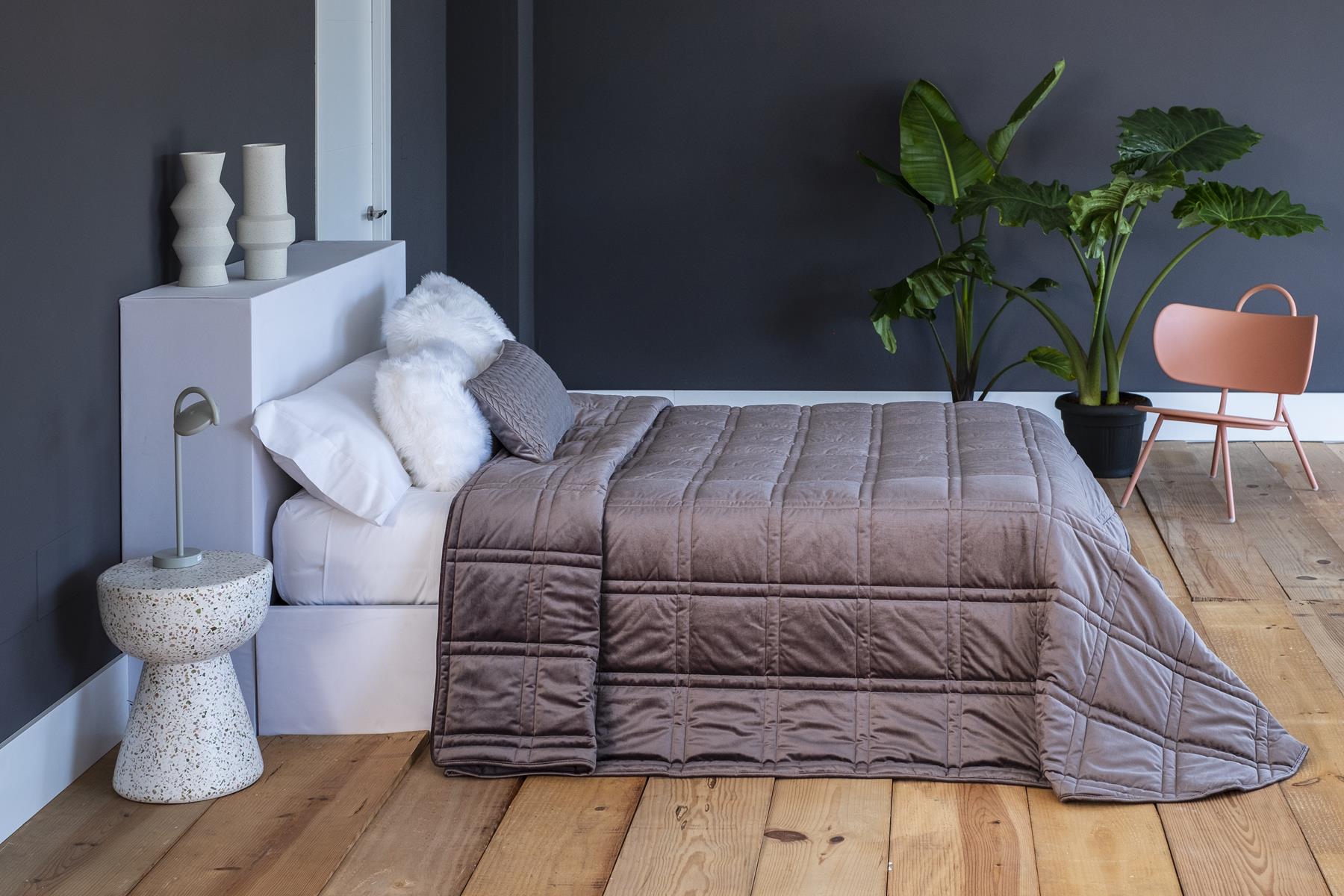 Colcha de terciopelo velvet Loral (topo, Cama 135 240x270 cm) Bertha Hogar Colcha de terciopelo velvet Loral (topo, Cama 135 240x270 cm) Bertha Hogar