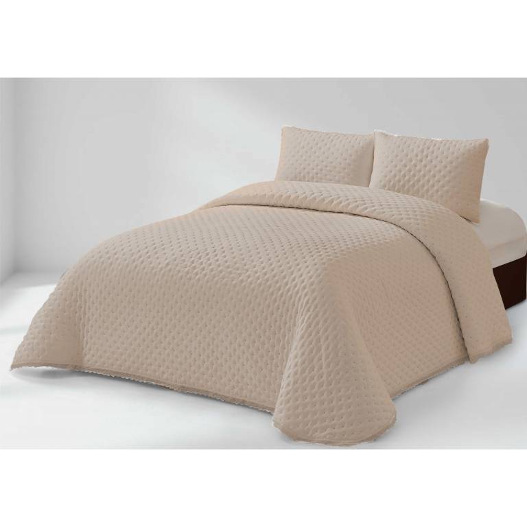 CONJUNTO COLCHA CON PUNTILLA Y FUNDAS DE COJÍN beige